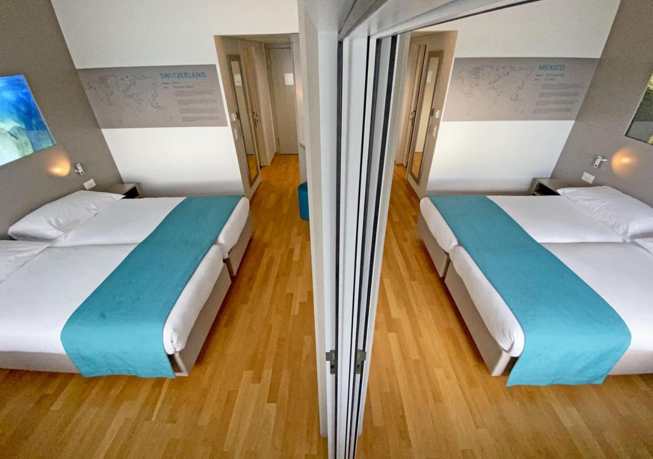 Aquatis 4*